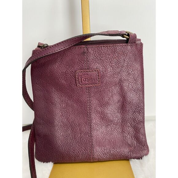 Fossil Burgundy Small Crossbody/Shoulder Strap Brass HardwareOutside PocketBag - Picture 1 of 7